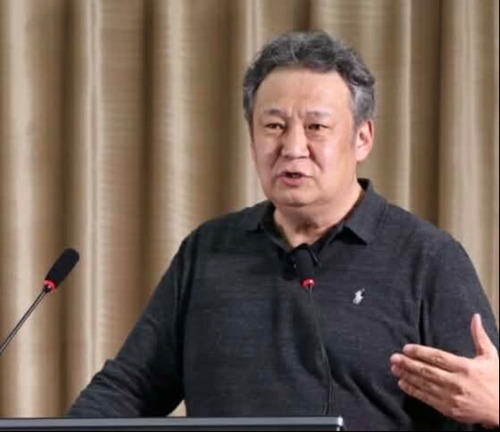 Монголбанк хэнд үйлчлэв?